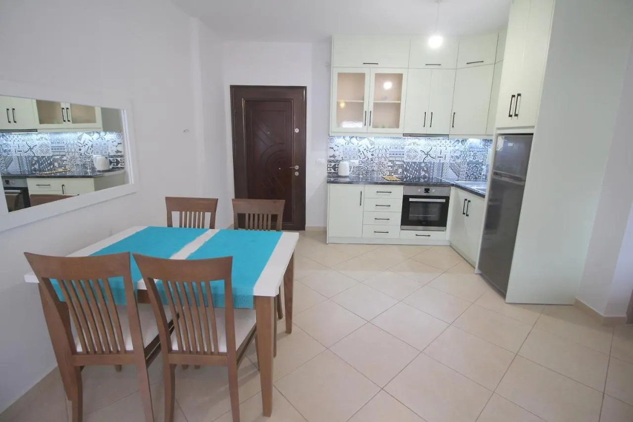 Kosta'S City Apartment ساراندا ألبانيا